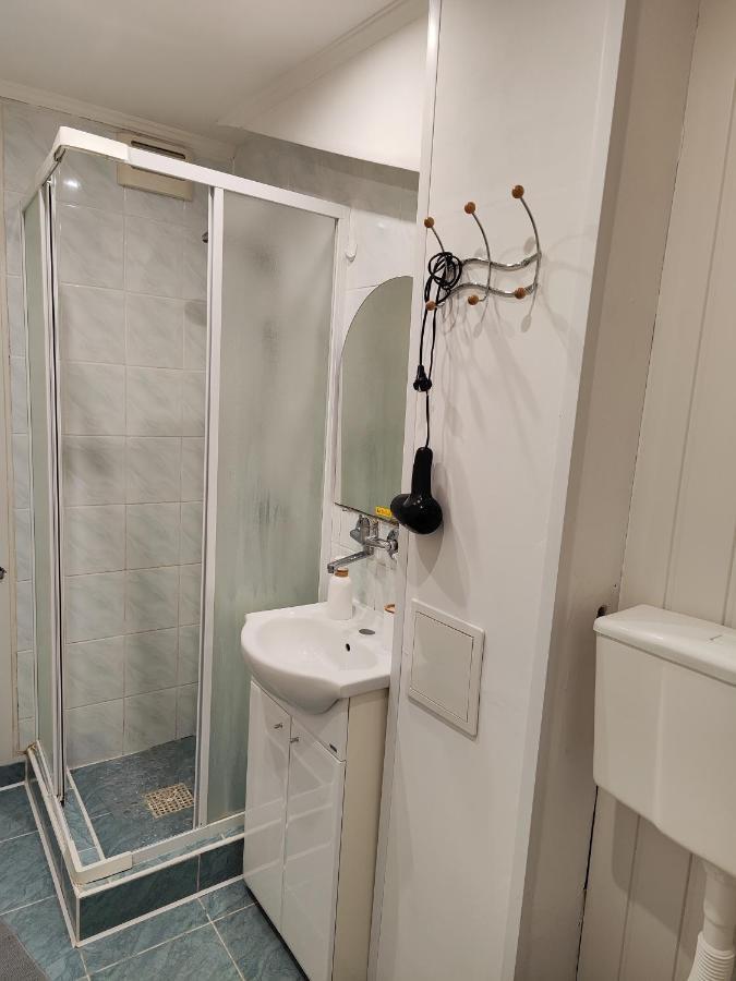 Helska Oaza Apartment Екстериор снимка